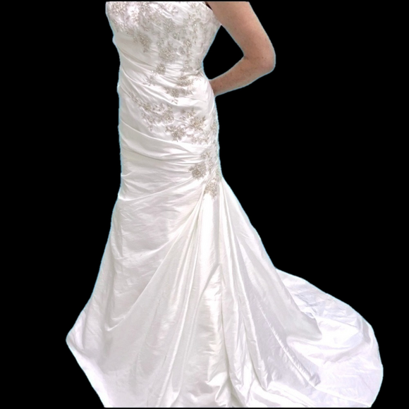 David’s Bridal White Strapless Beaded A-Line Wedding Dress Size 2 Bridal Gown - Picture 8 of 12